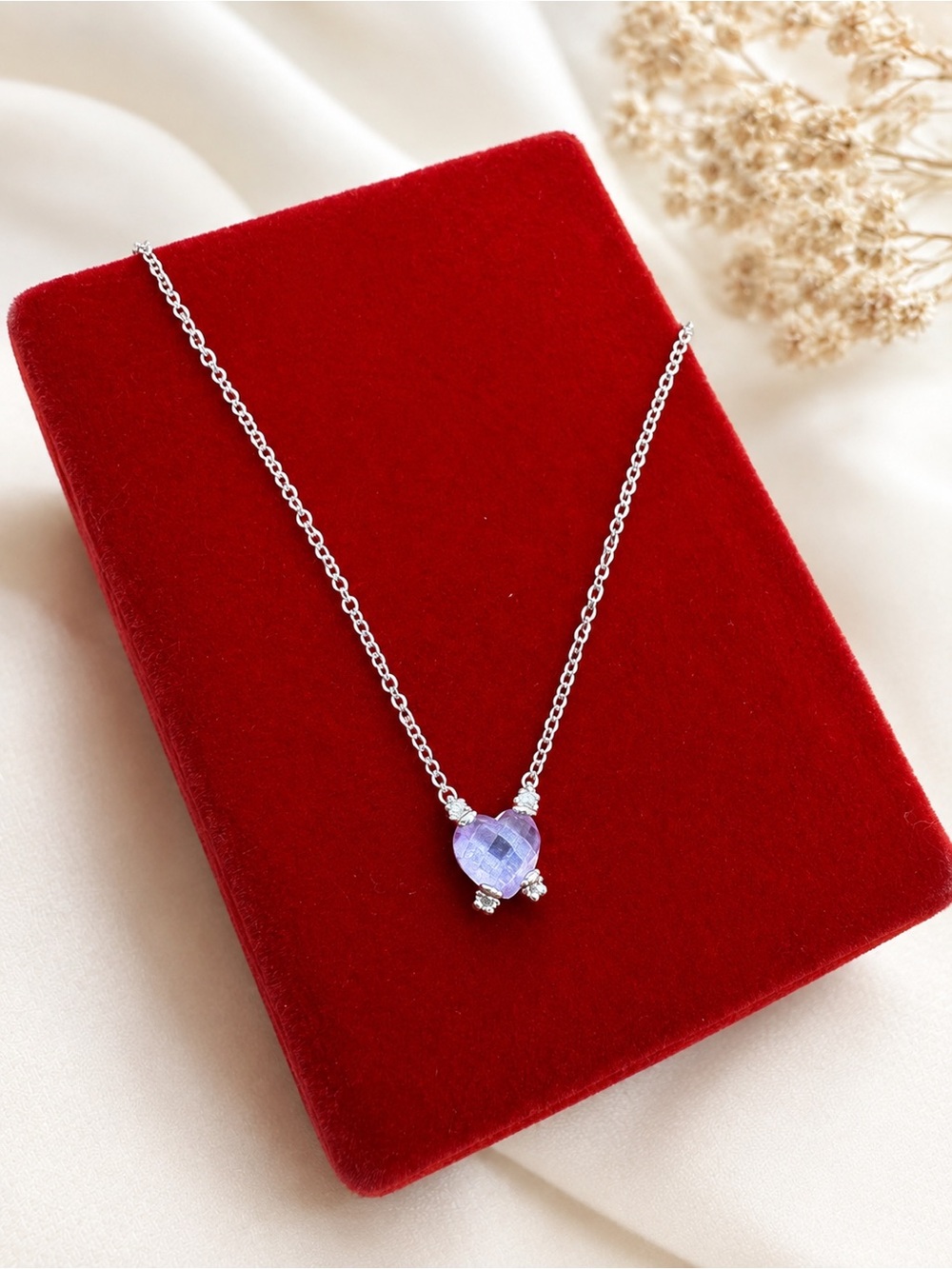 Necklace sterling silver and amethyst faceted heart cut Pills color 925